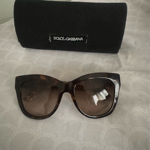 Dolce and gabbana women sunglasses